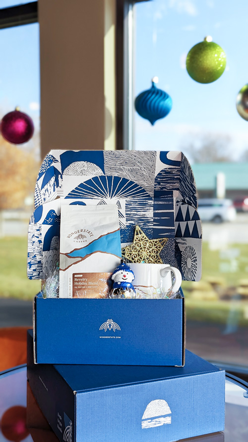 the-grind-holmen-holiday-bundles-the-blu-group-photographer-nicole-haggerty